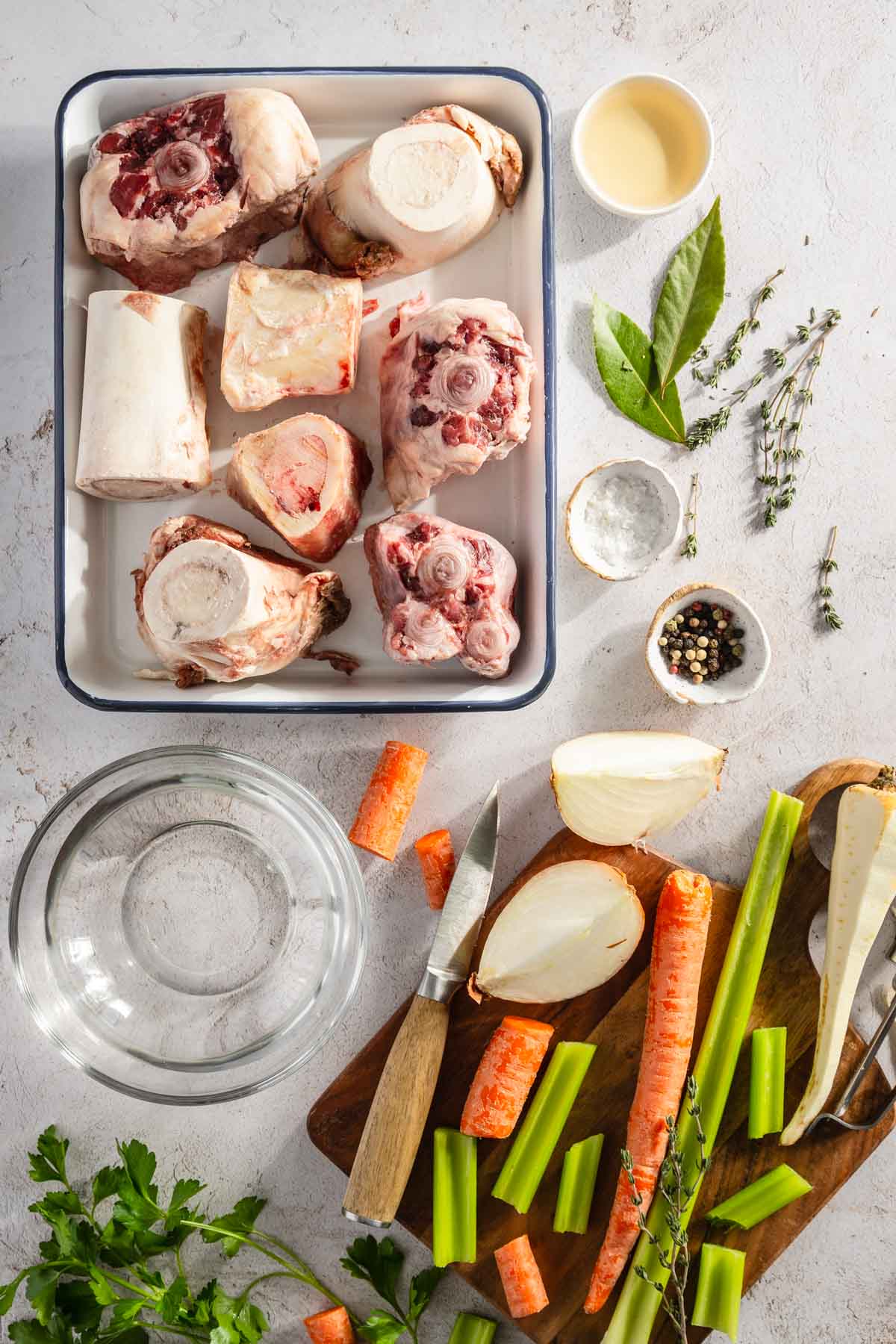 ingredients for beef bone broth