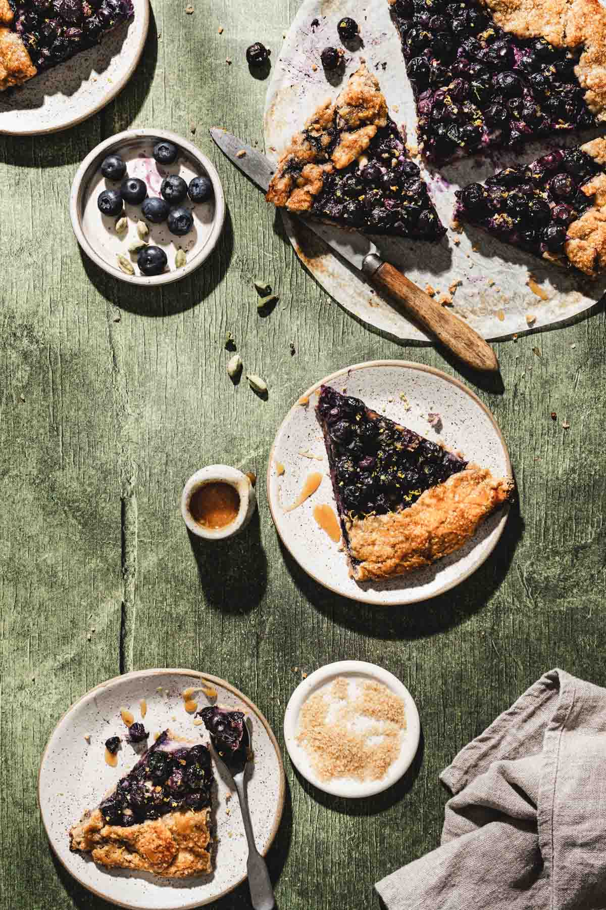 slices of galette on various plates