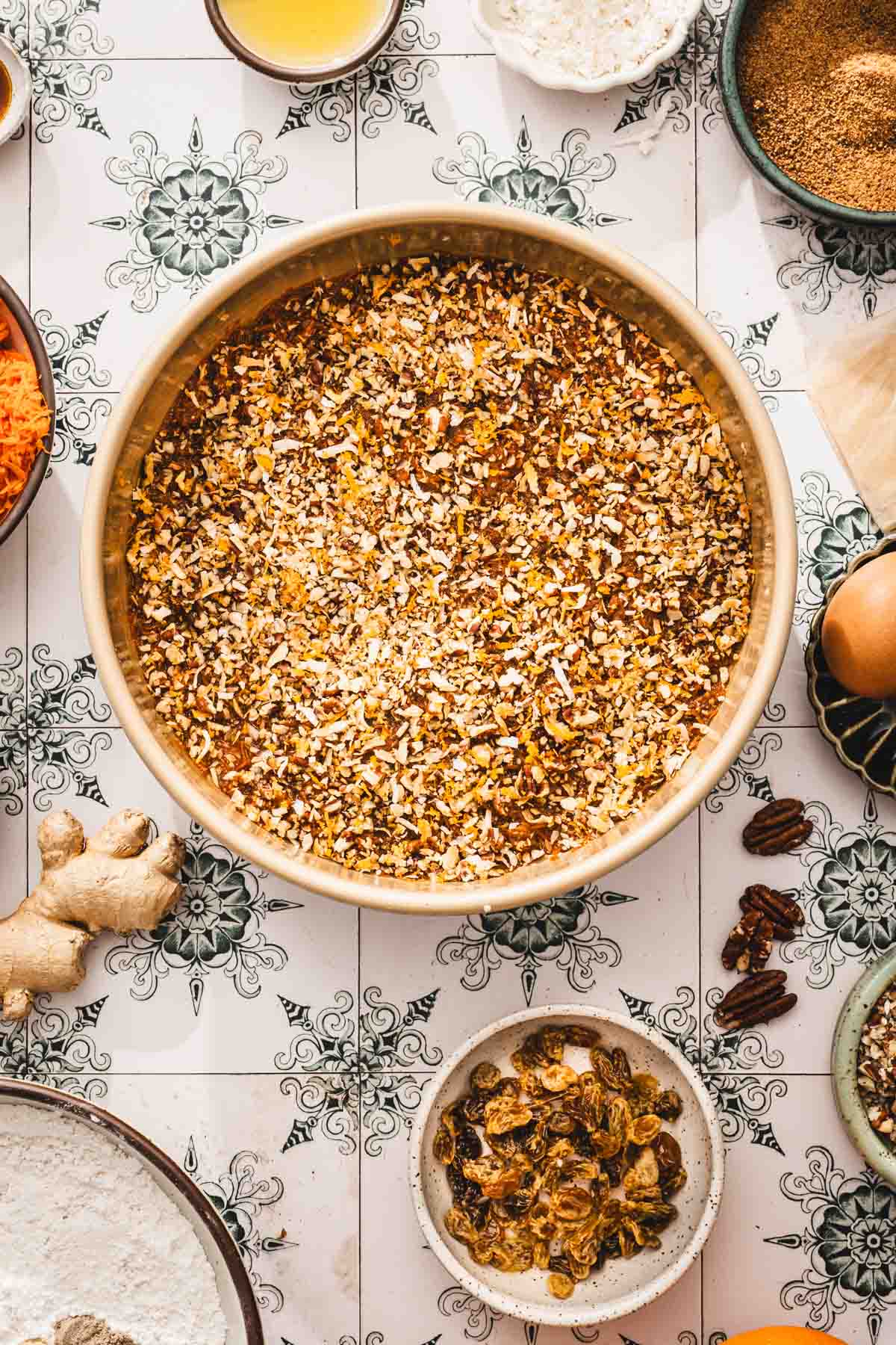 cake pan with crunchy laer added