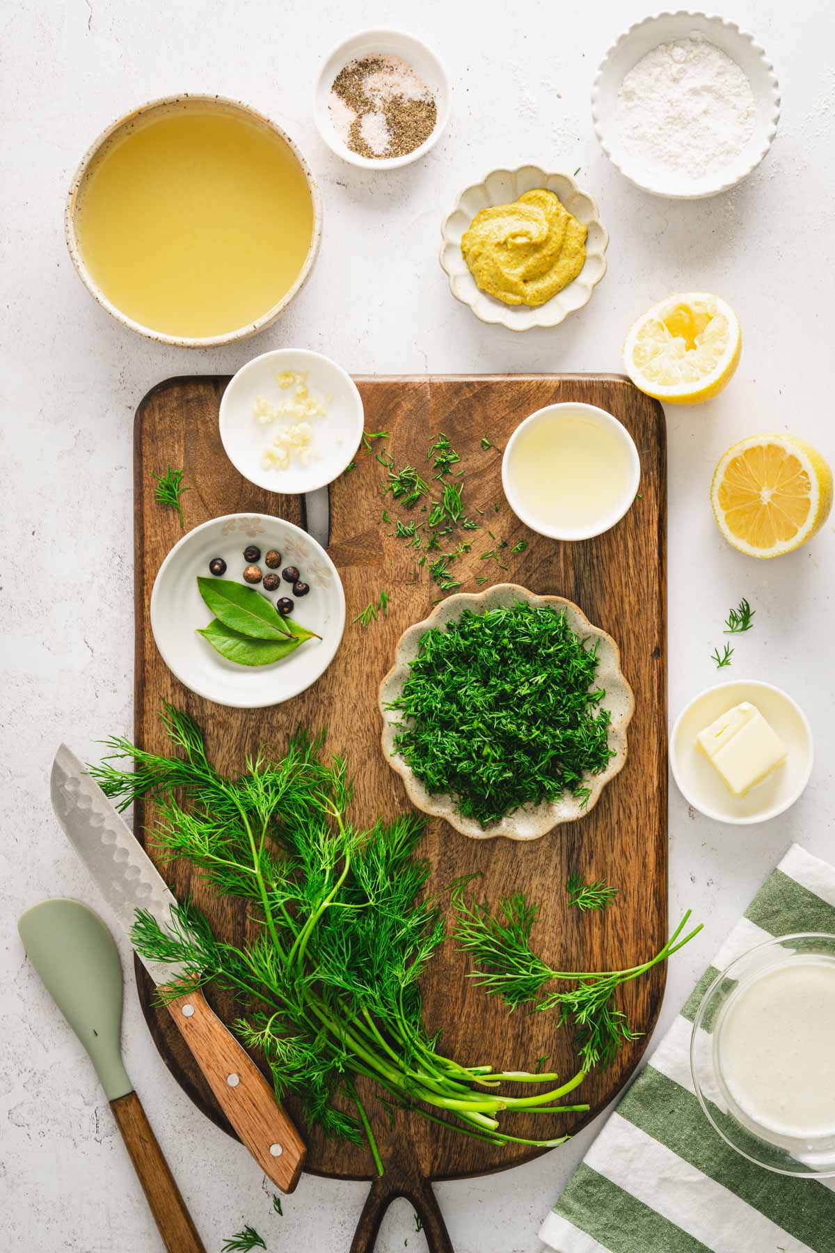 ingredients to make Dill Sauce