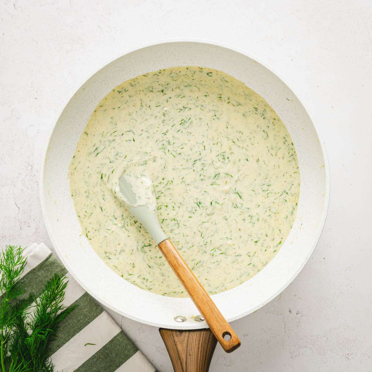 dill sauce in a pan