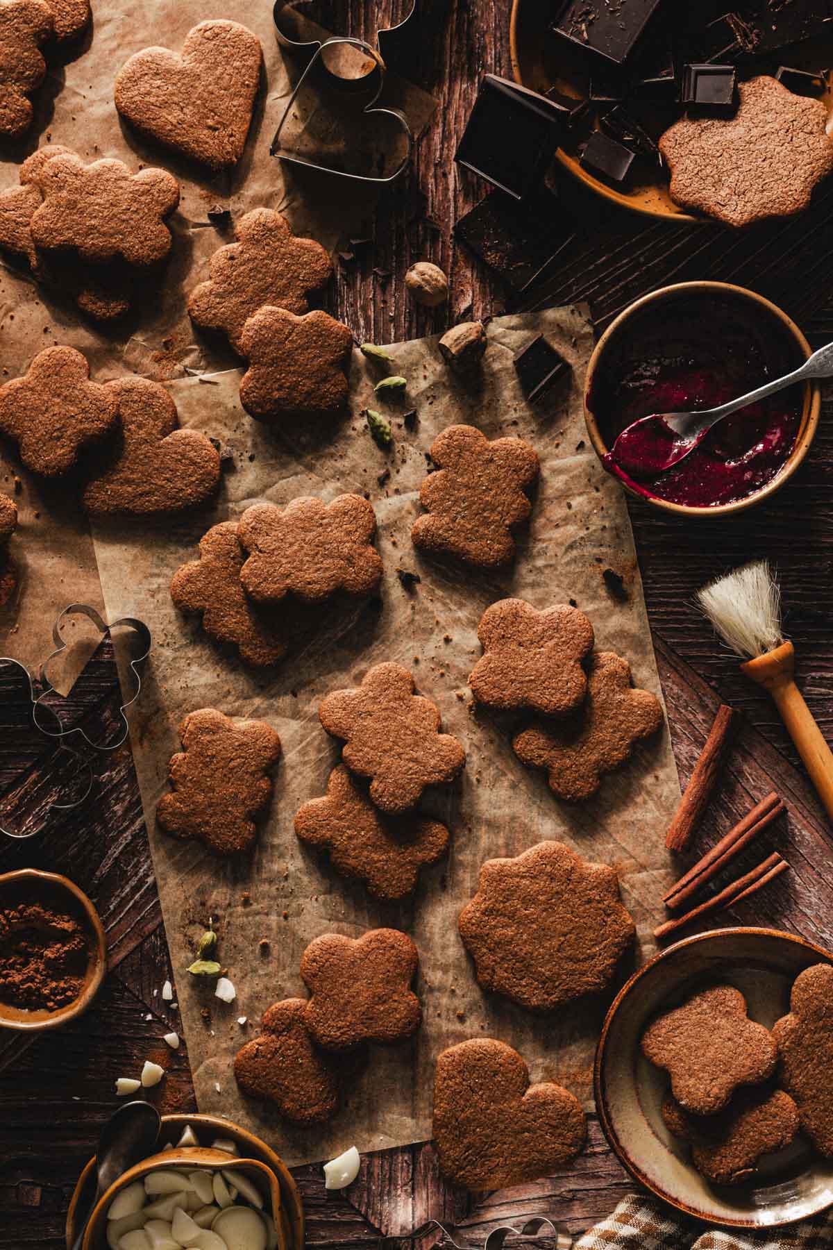 baked pierniczki, plum glaze, pastry brush