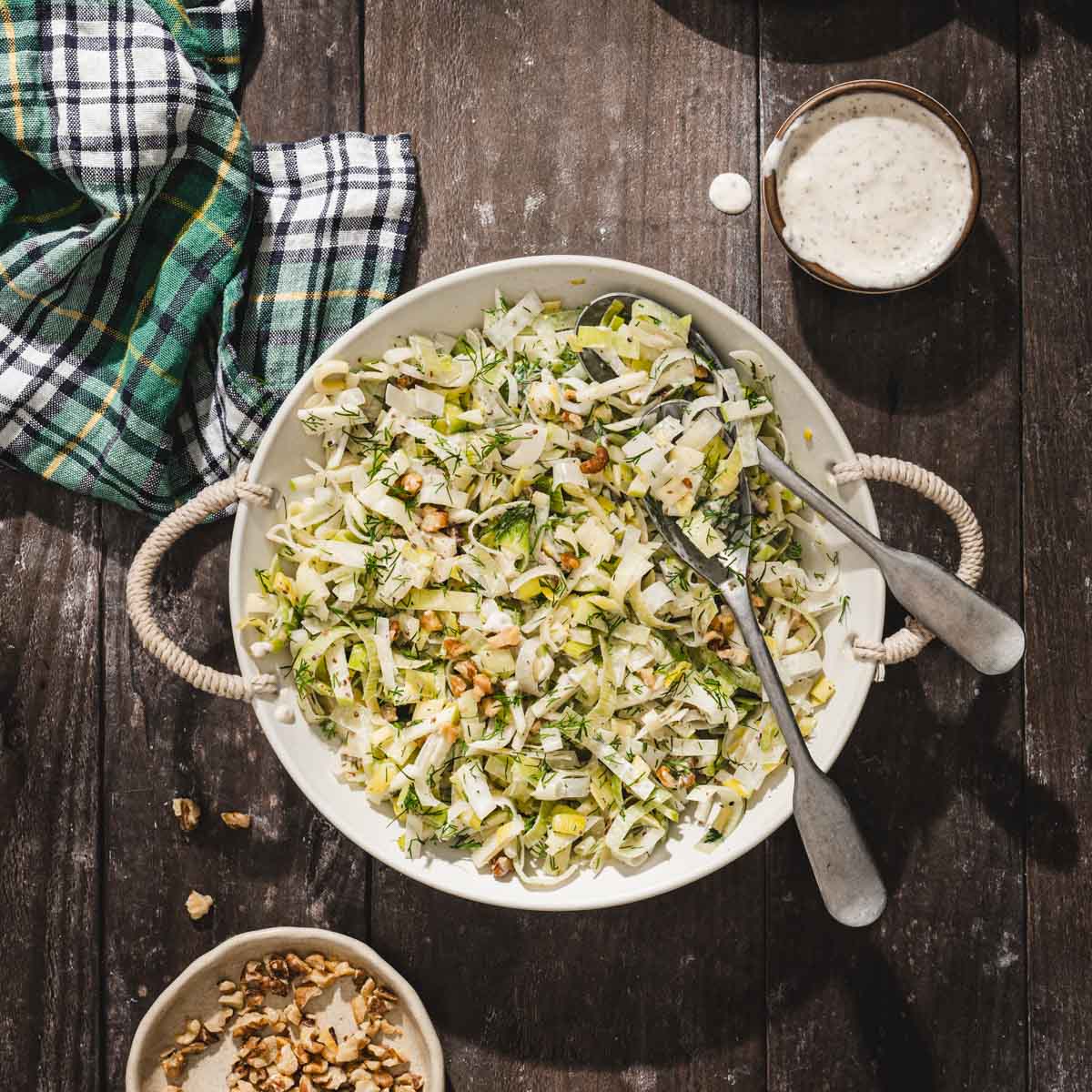 creamy leeks salad in a serving bowl