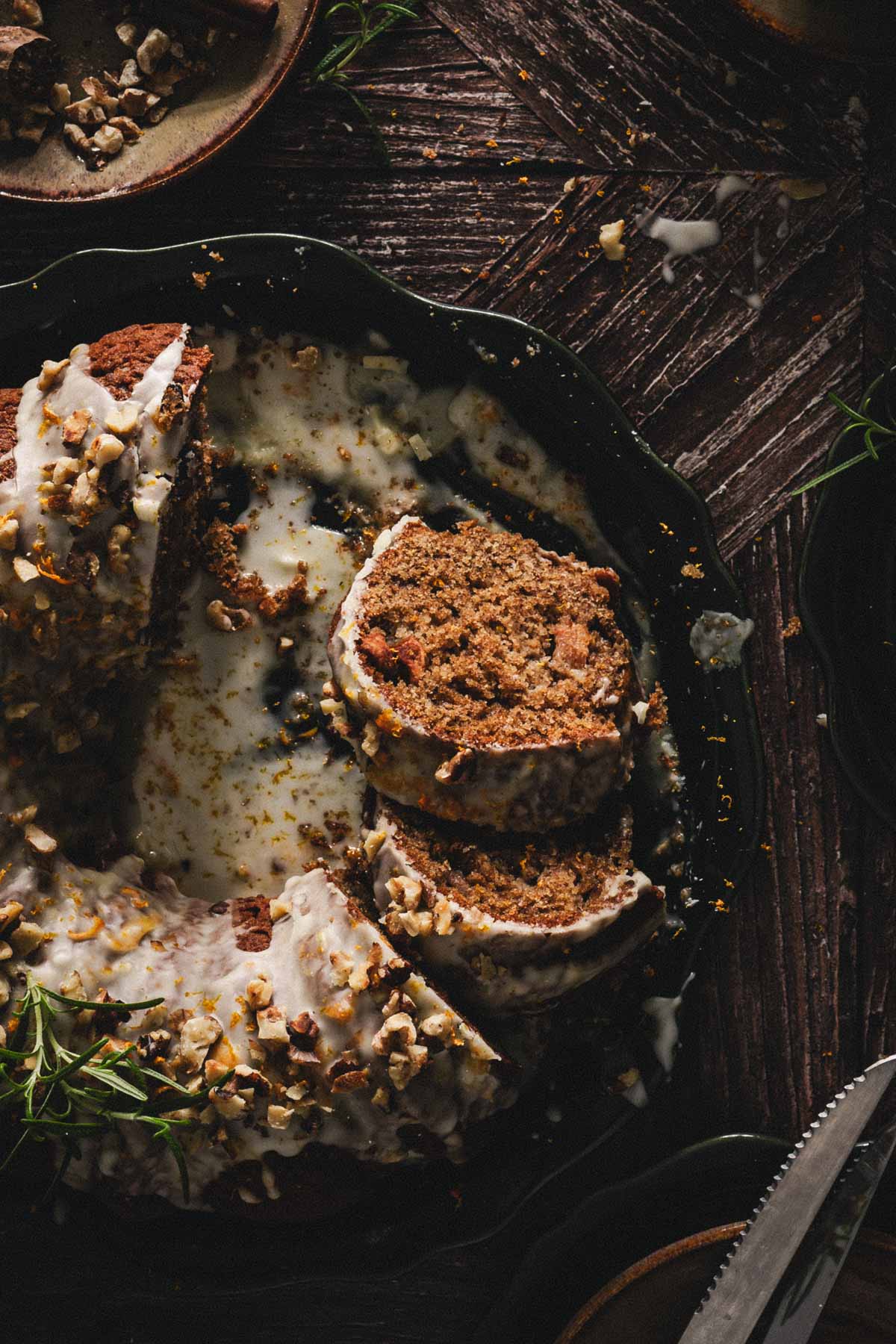 topview of the sliced cake