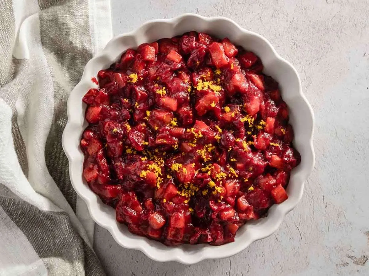 persimmon cranberry sauce in a serving bowl