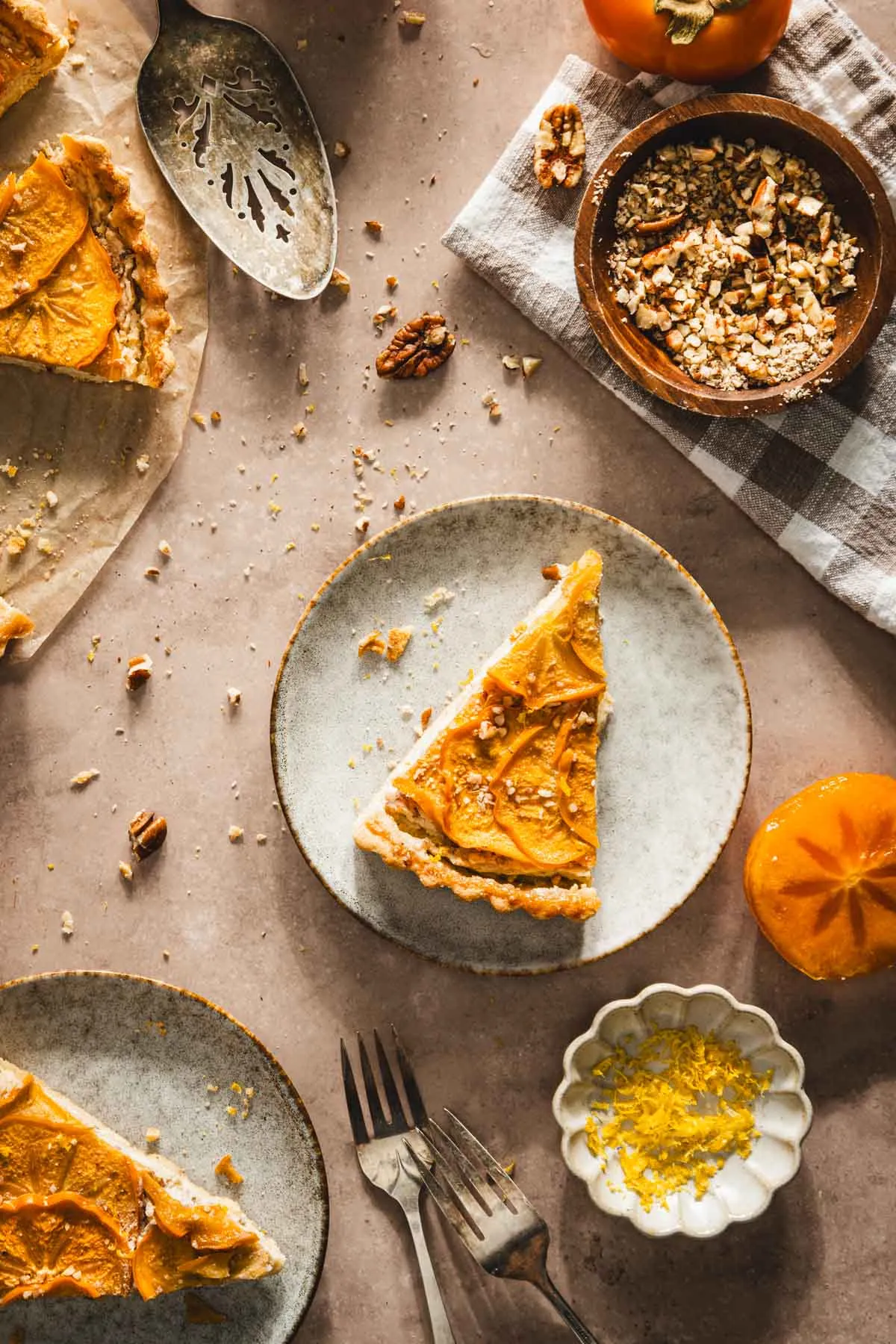 close up of the tart slices
