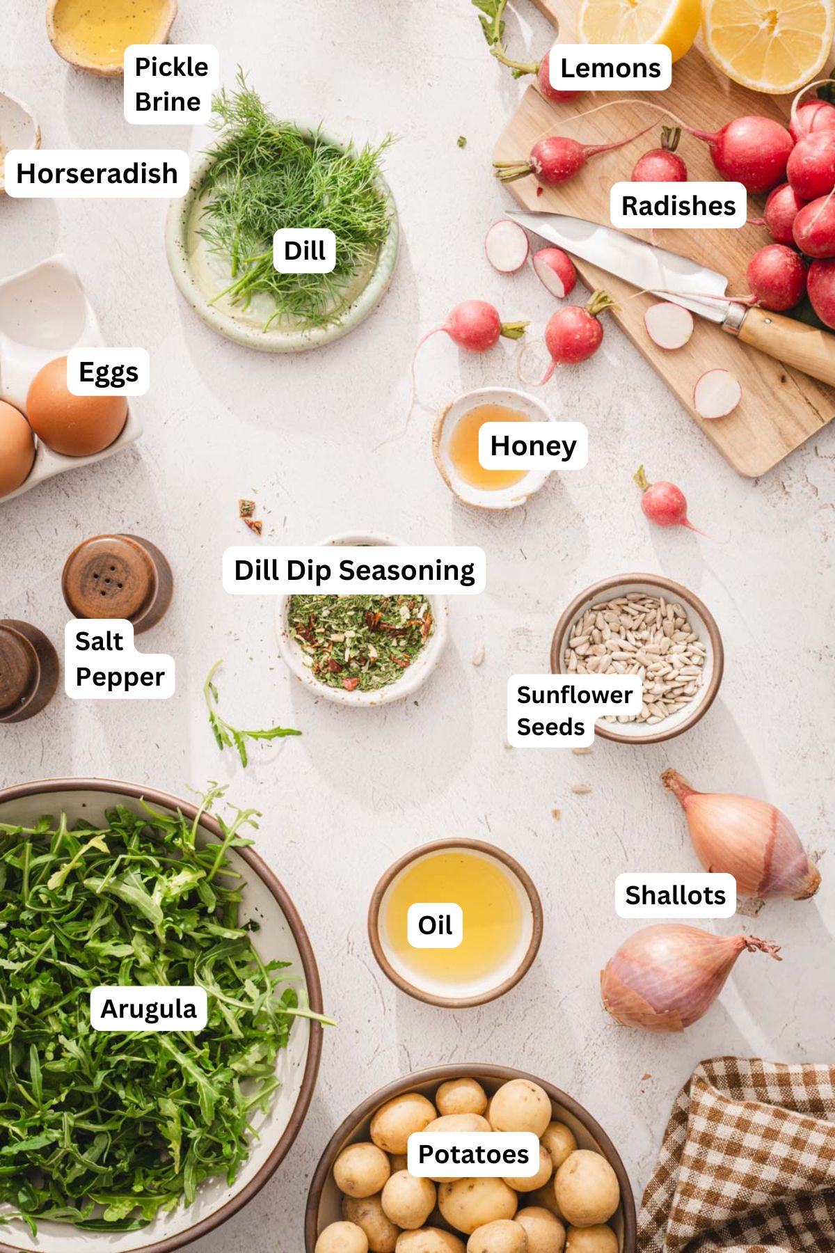 ing to make th slad with name tags