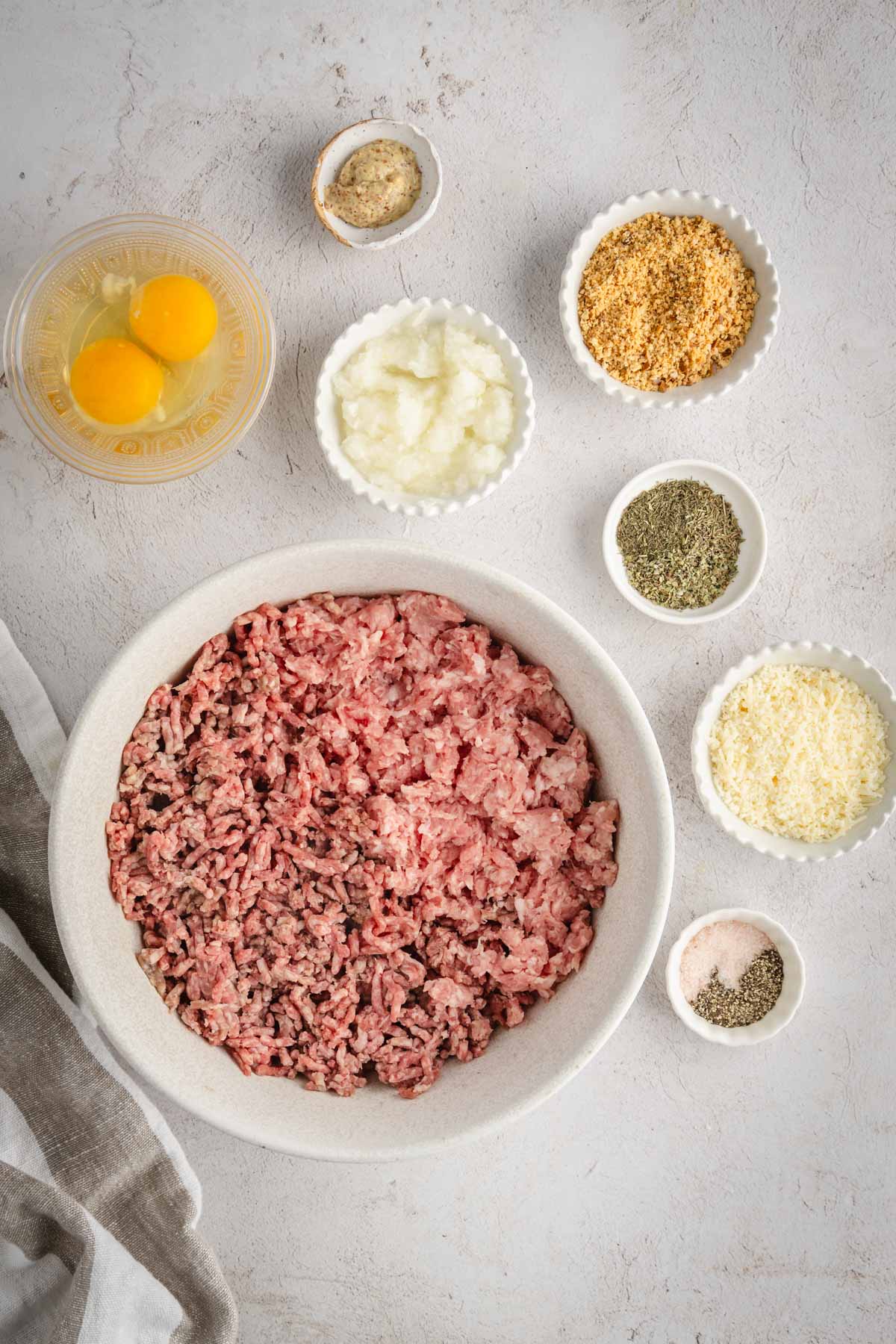 ingredients to make BBQ Meatballs