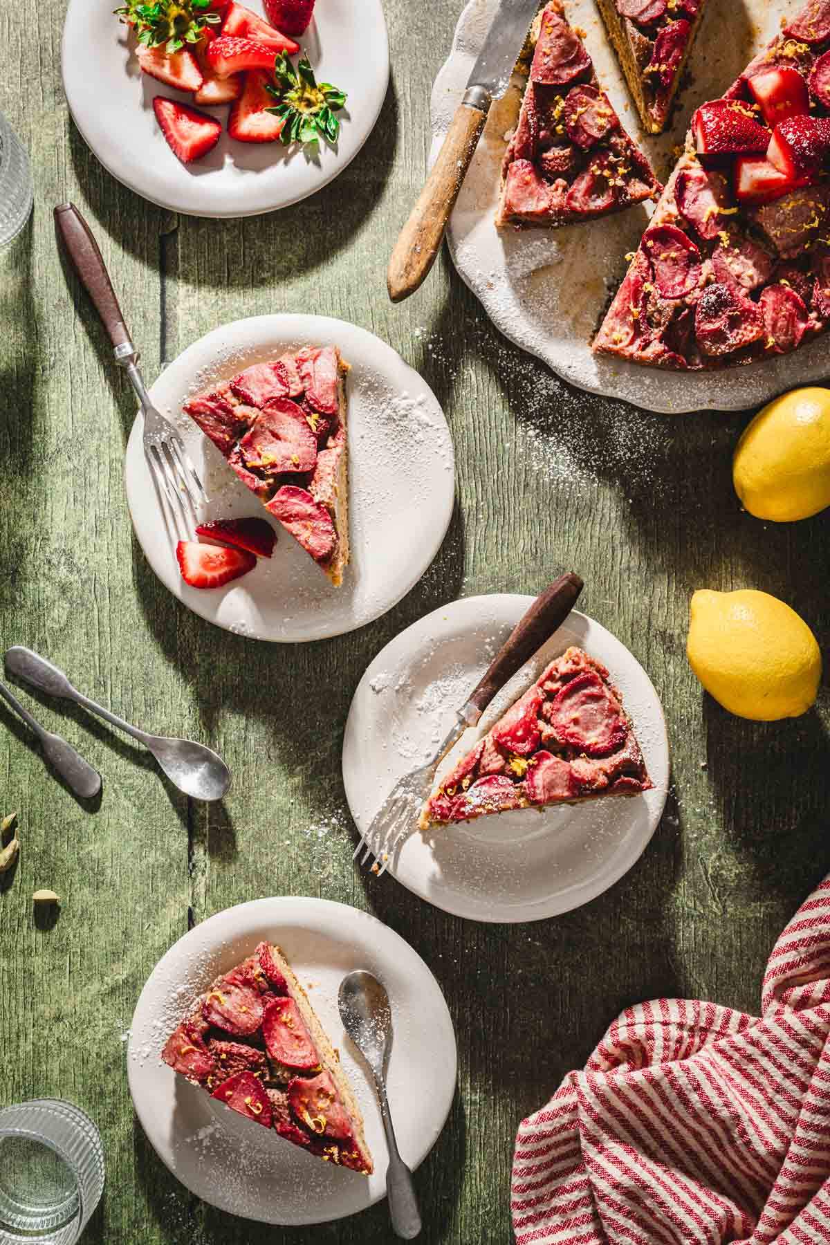 various plates with sliced of the cake