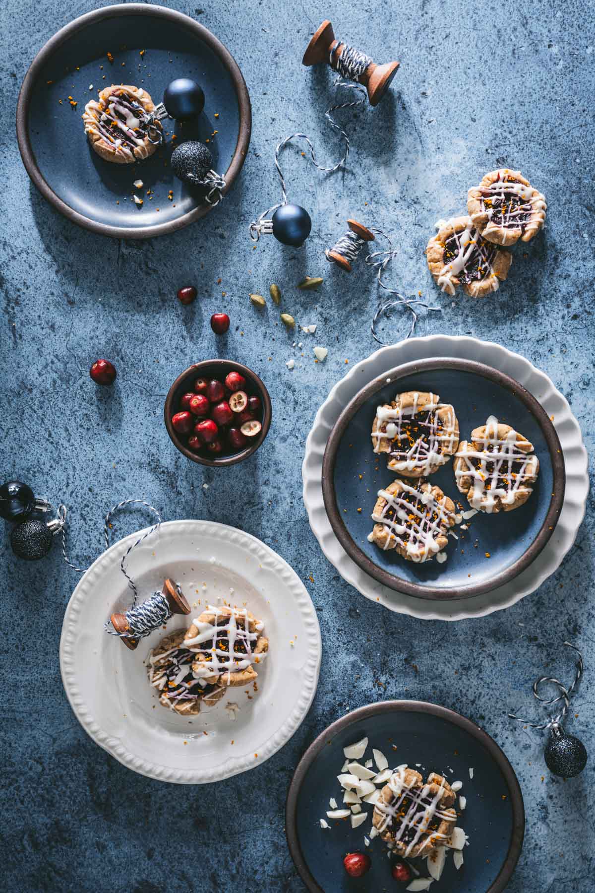 various plates with cookies