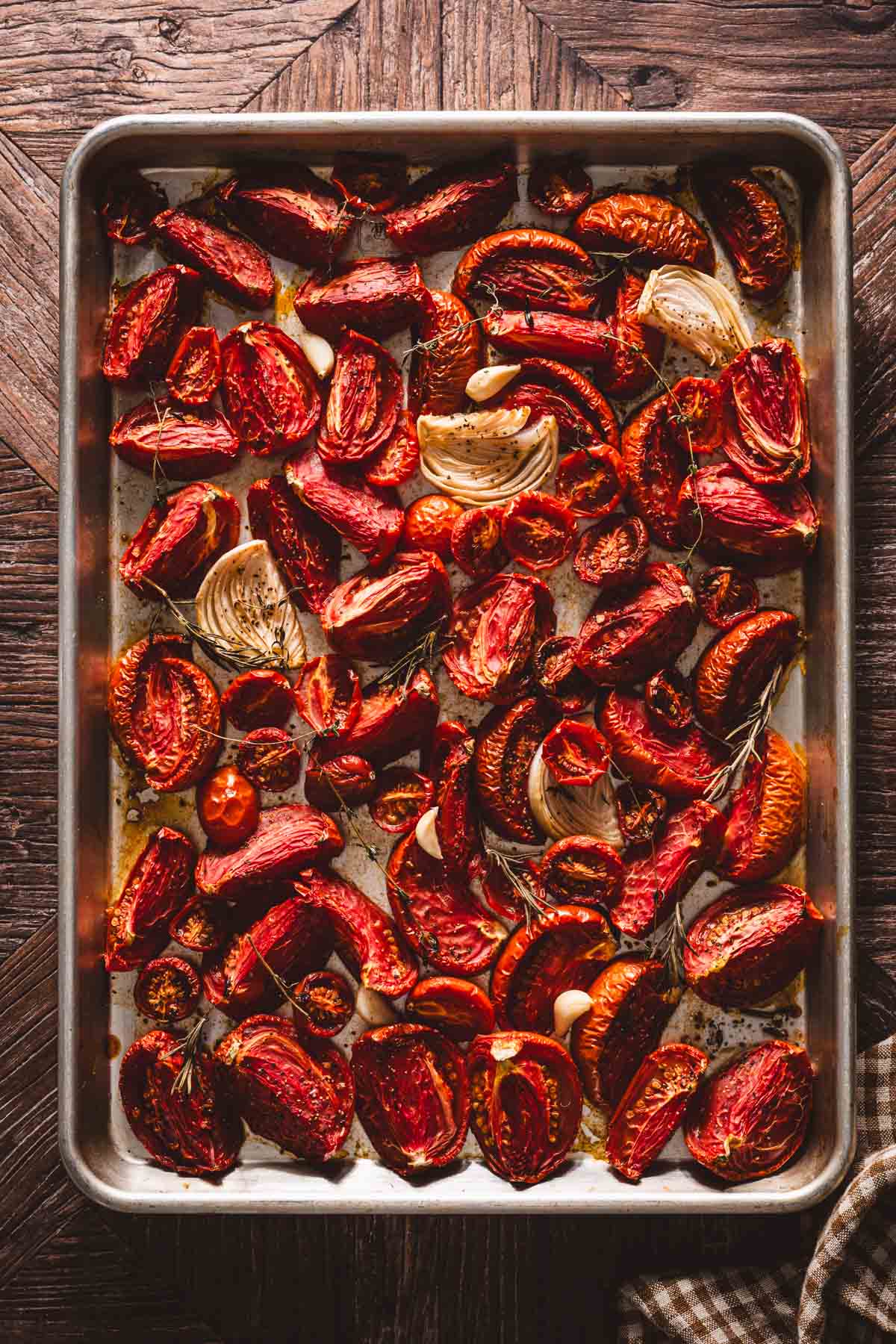 roasted tomatoes on a bakingsheet
