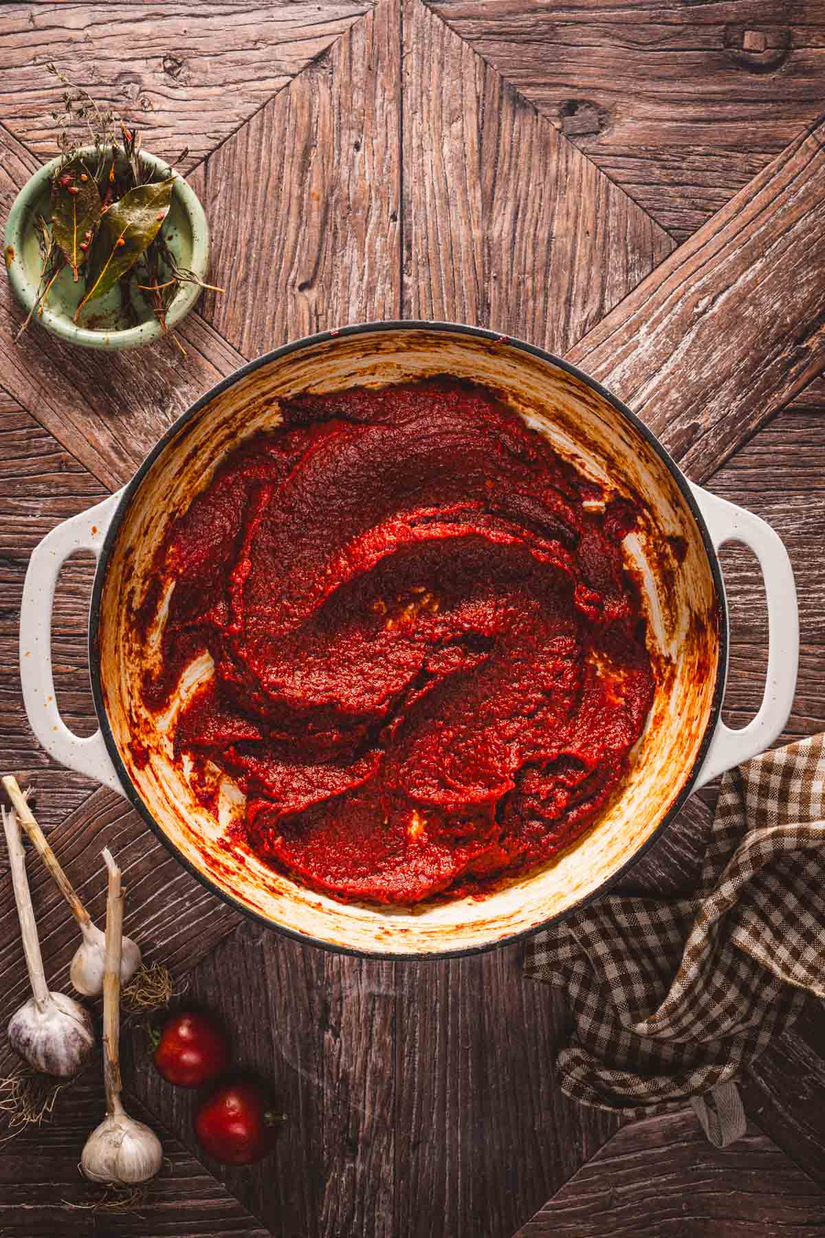 pan with tomato paste