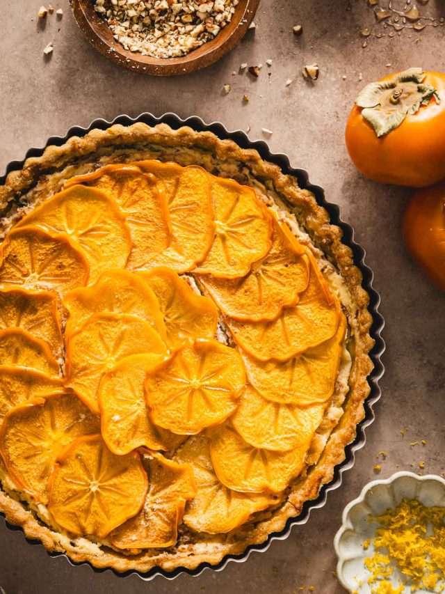 close up of the persimmon tart